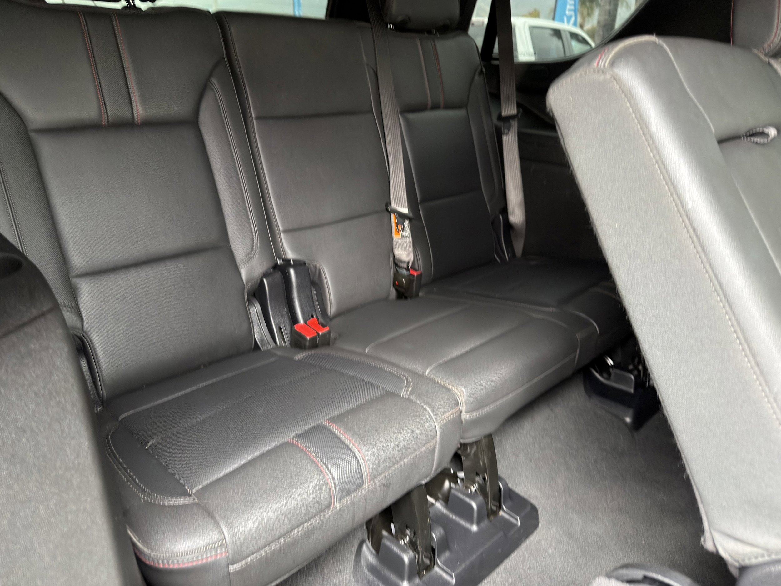 Used 2025 Chevrolet Tahoe RST RWD image 14