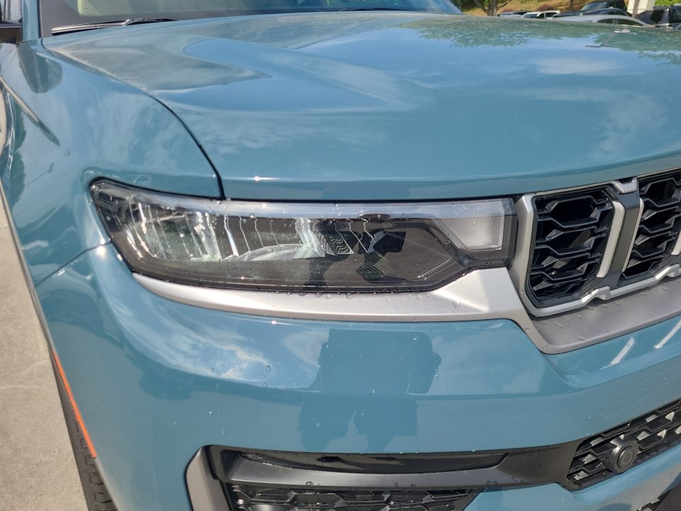 New 2026 Jeep Grand Cherokee L Limited AWD/4WD image 24