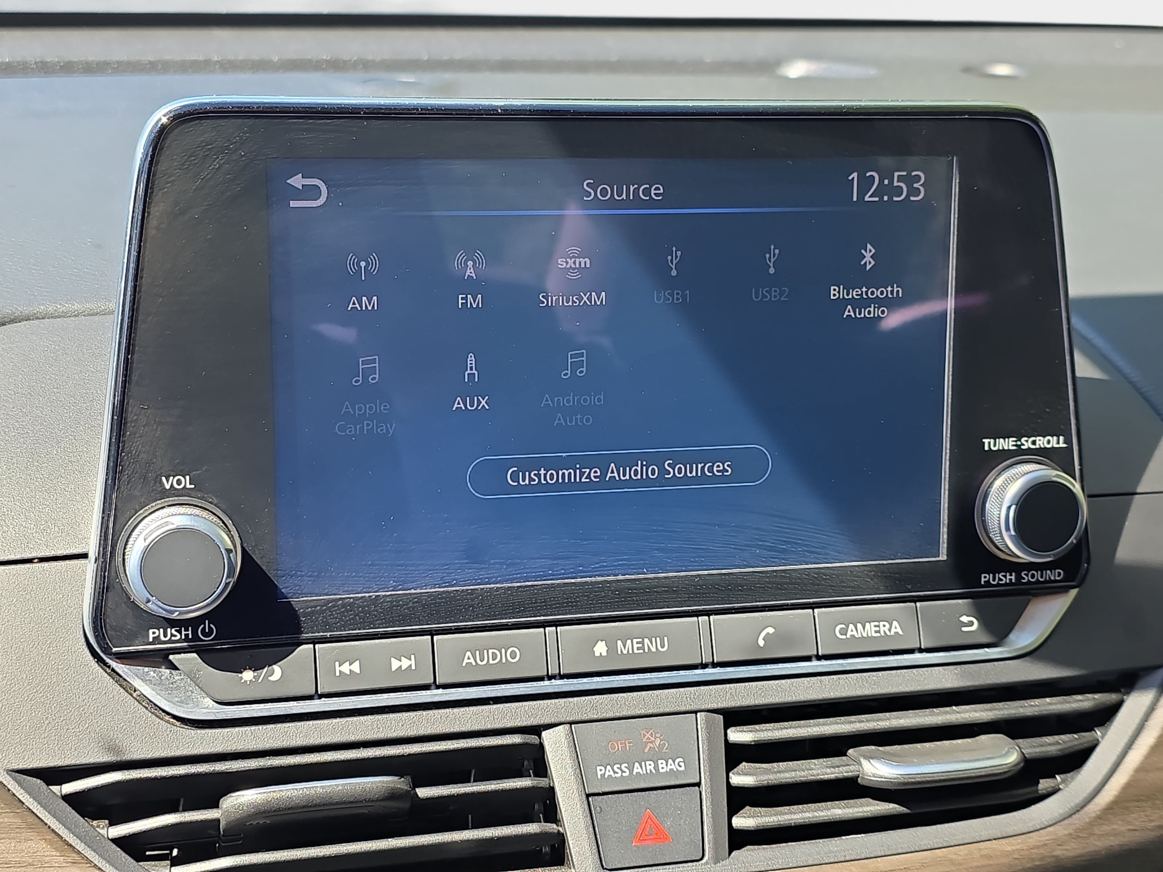Used 2025 Nissan Altima 2.5 SV FWD image 18