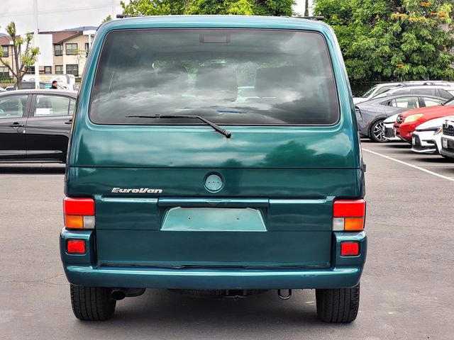 Used 2003 Volkswagen Eurovan MV FWD image 6