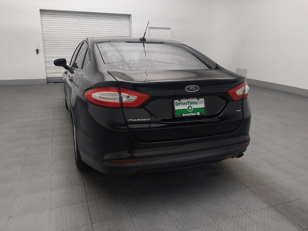 Used 2016 Ford Fusion SE FWD image 6