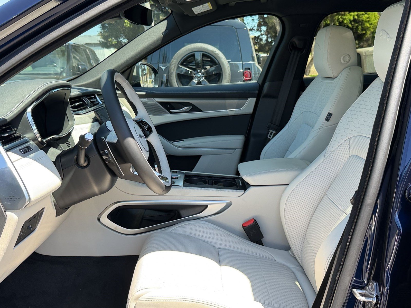 New 2026 Jaguar F-PACE R-Dynamic S AWD/4WD image 5