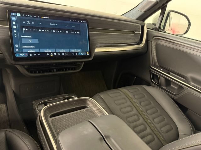 Used 2023 Rivian R1S Adventure AWD/4WD image 20