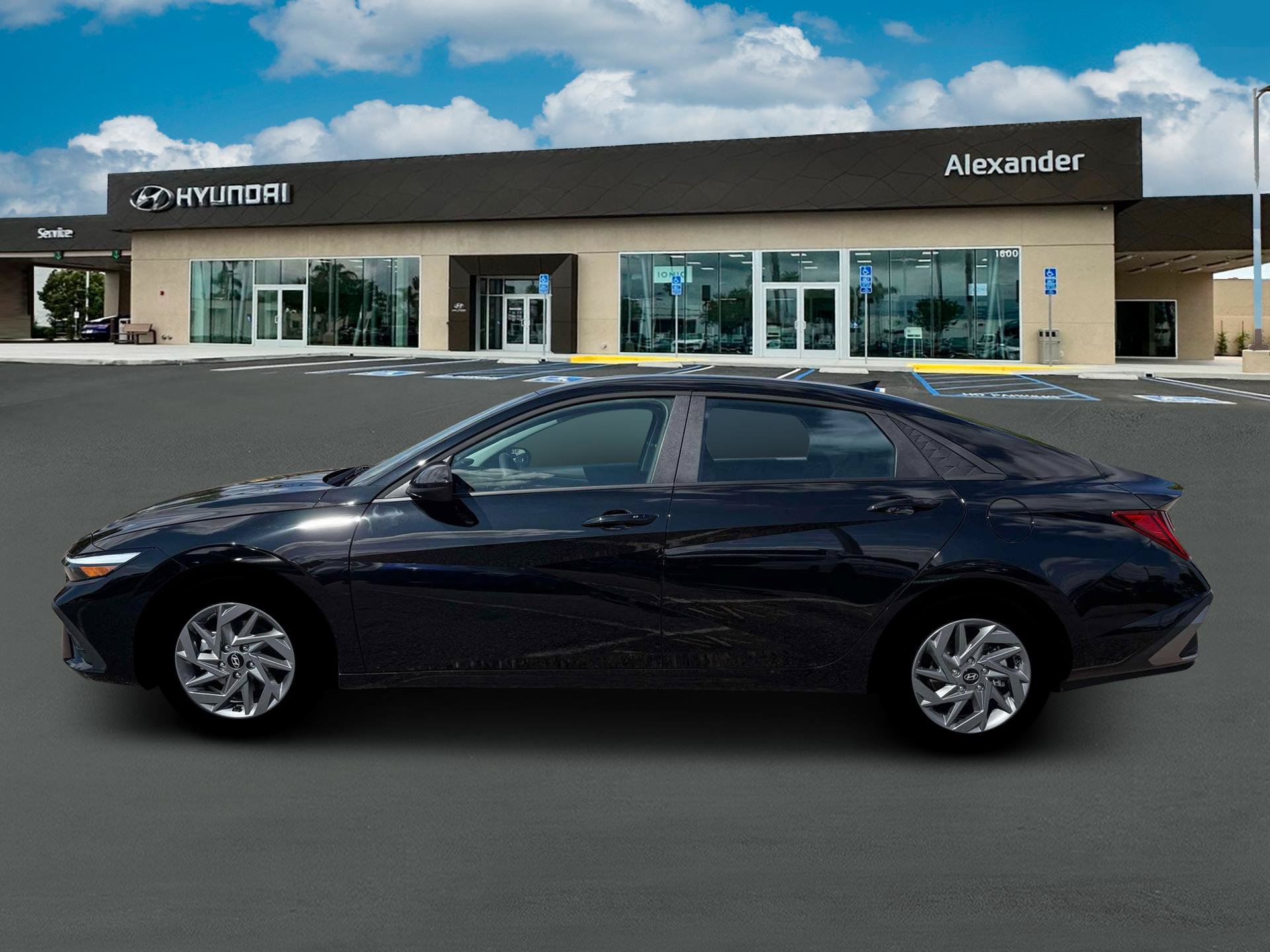 New 2026 Hyundai Elantra Hybrid FWD image 3