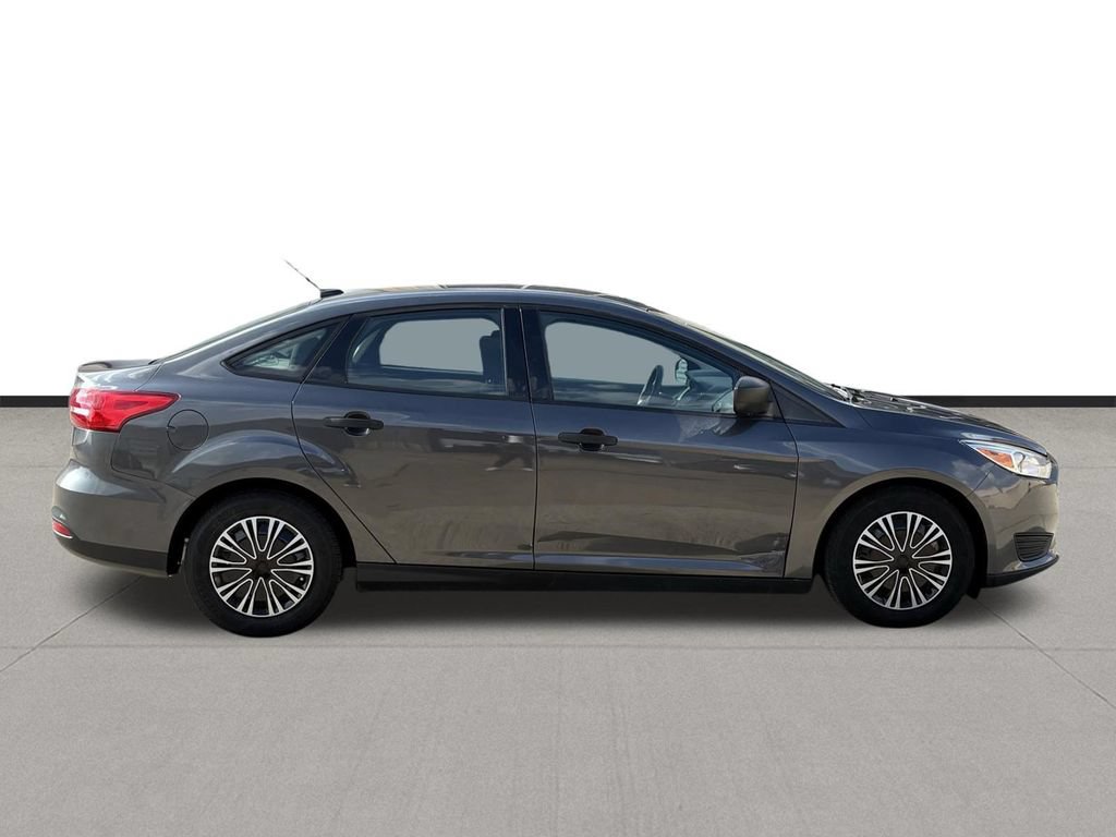 Used 2018 Ford Focus S FWD image 4