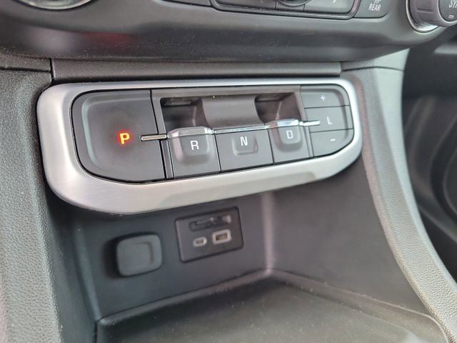 Used 2023 GMC Acadia SLT image 23