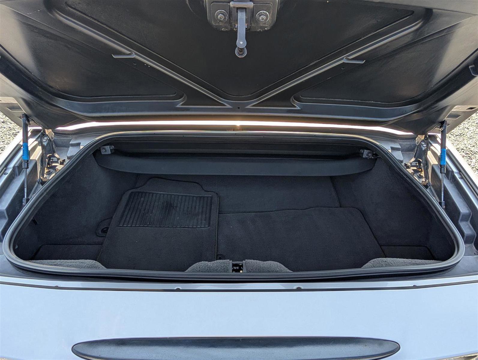 Used 2006 Chevrolet Corvette Convertible w/ Preferred Equipment Group image 13