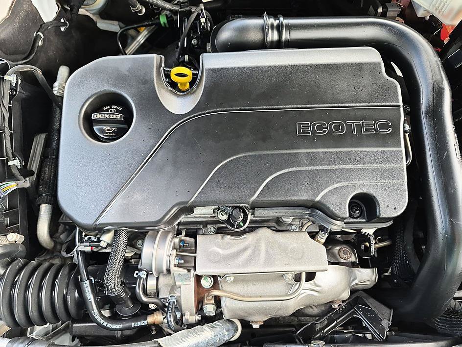 Used 2024 Chevrolet Malibu LT FWD image 33