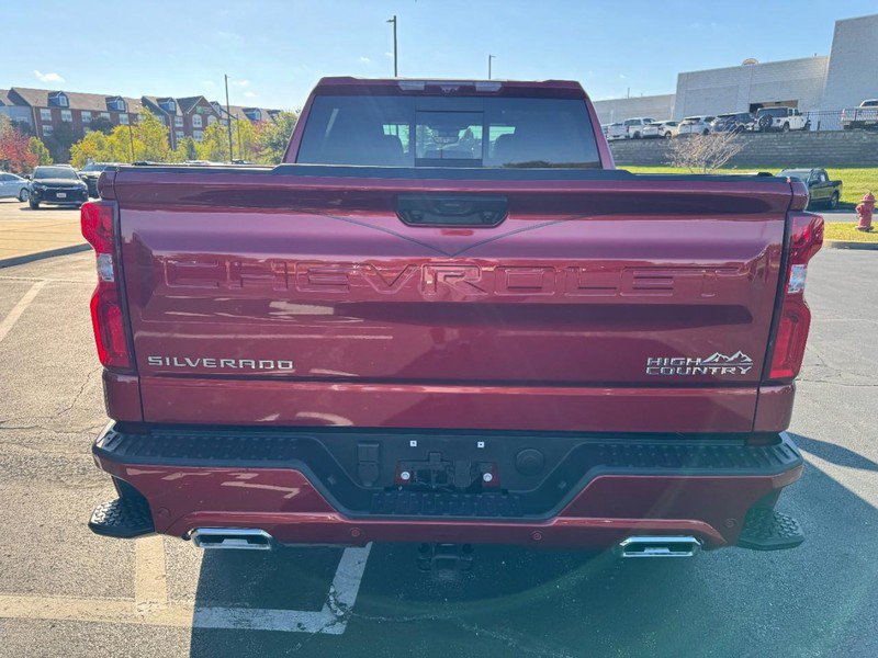 Used 2026 Chevrolet Silverado 1500 High Country AWD/4WD image 4
