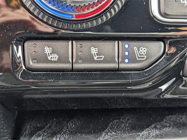 Used 2024 GMC Yukon XL Denali image 26