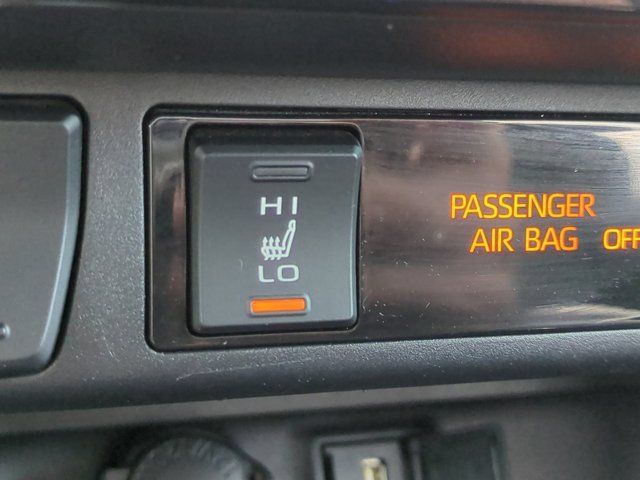 Used 2021 Toyota RAV4 XSE w/ XSE Grade Weather Package AWD/4WD image 22