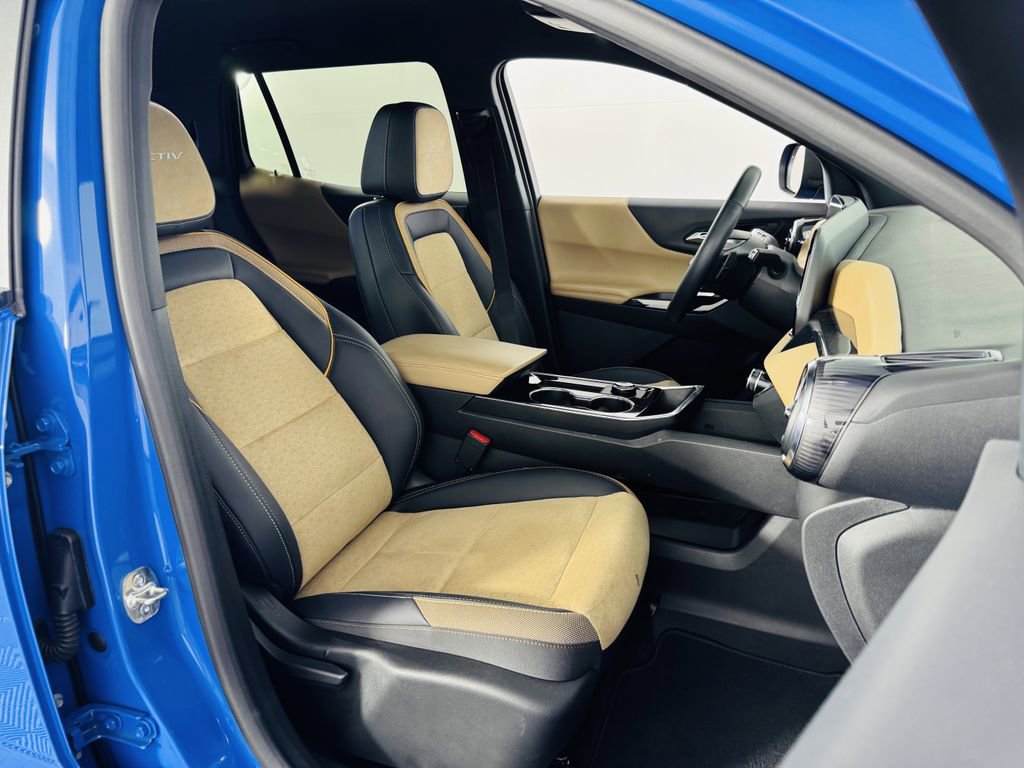 Used 2025 Chevrolet Equinox ACTIV w/ Safety and Technology Package image 34