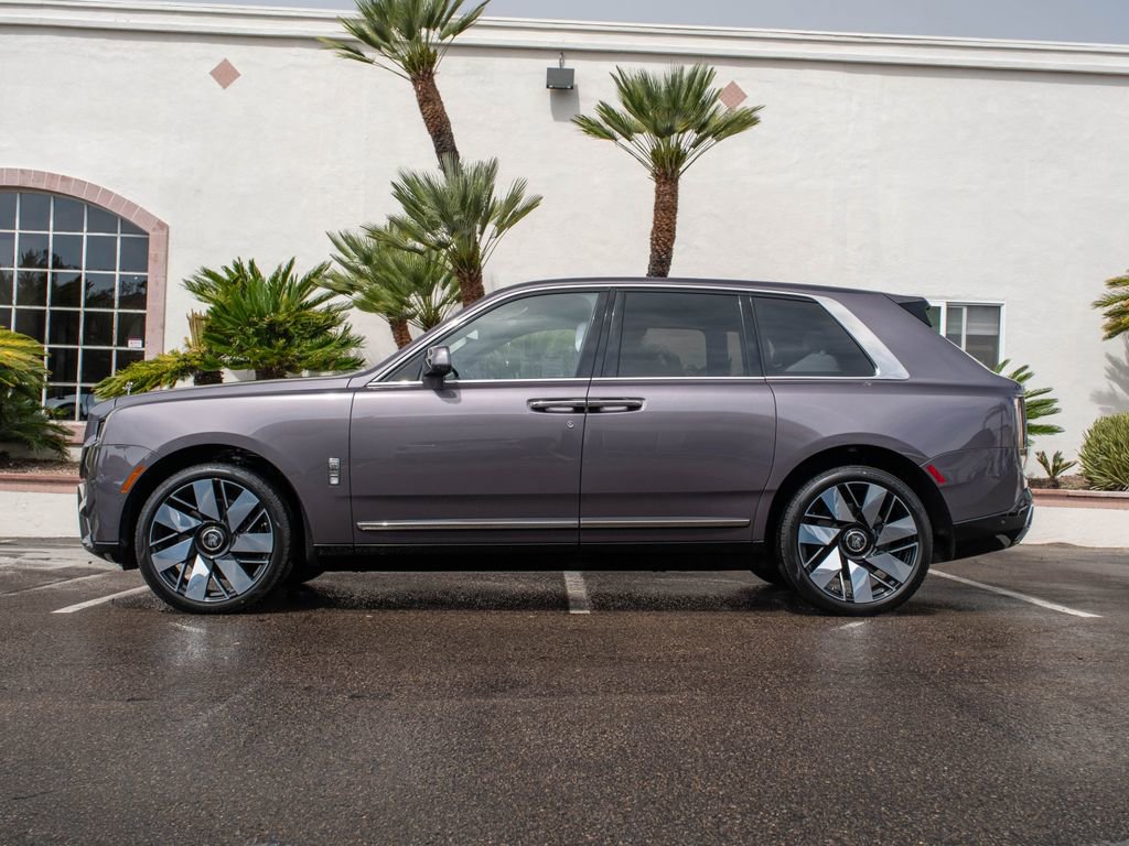 New 2026 Rolls-Royce Cullinan image 3