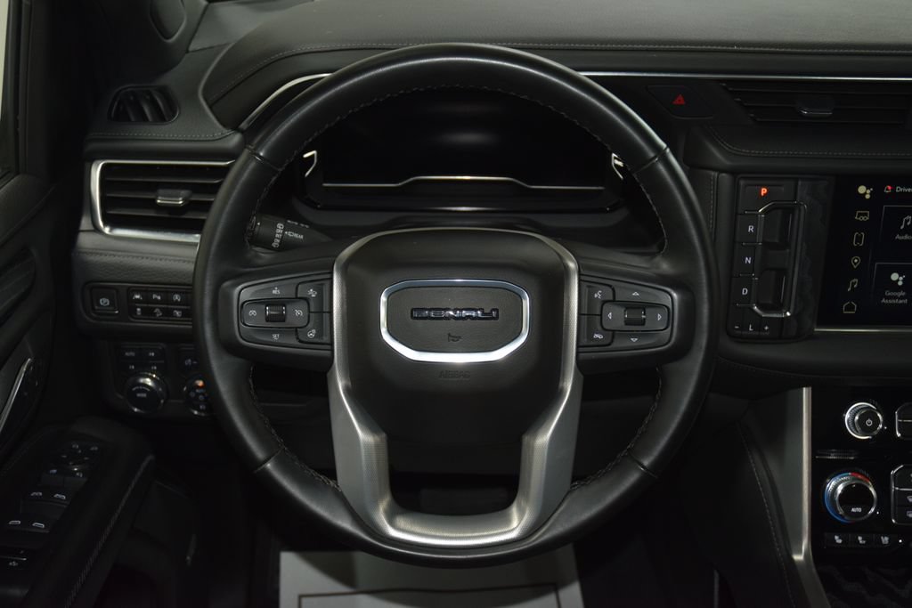 Used 2024 GMC Yukon XL Denali AWD/4WD image 38