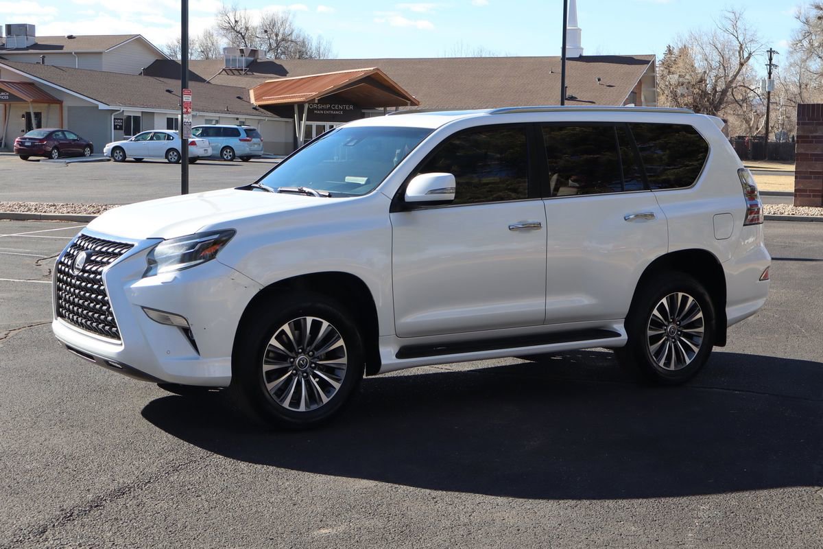 Used 2022 Lexus GX 460 Luxury w/ Off Road Package image 10