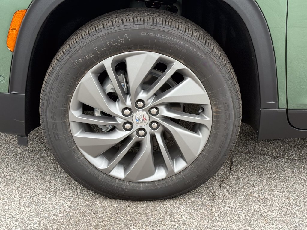 New 2027 Buick Enclave Preferred w/ Super Cruise Package AWD/4WD image 9