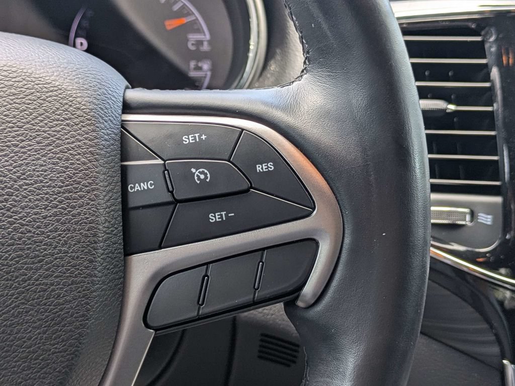Used 2019 Jeep Grand Cherokee Altitude RWD image 26
