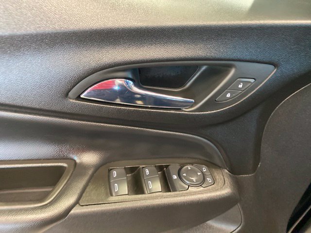 Used 2022 Chevrolet Equinox LT AWD/4WD image 32