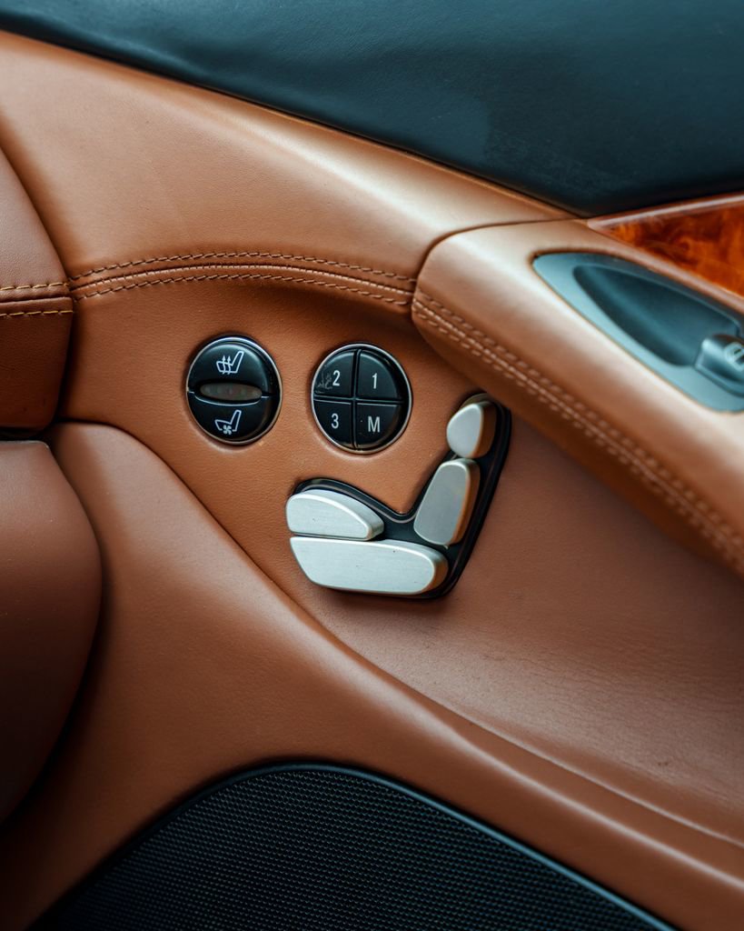 Used 2007 Mercedes-Benz SL 550 image 19