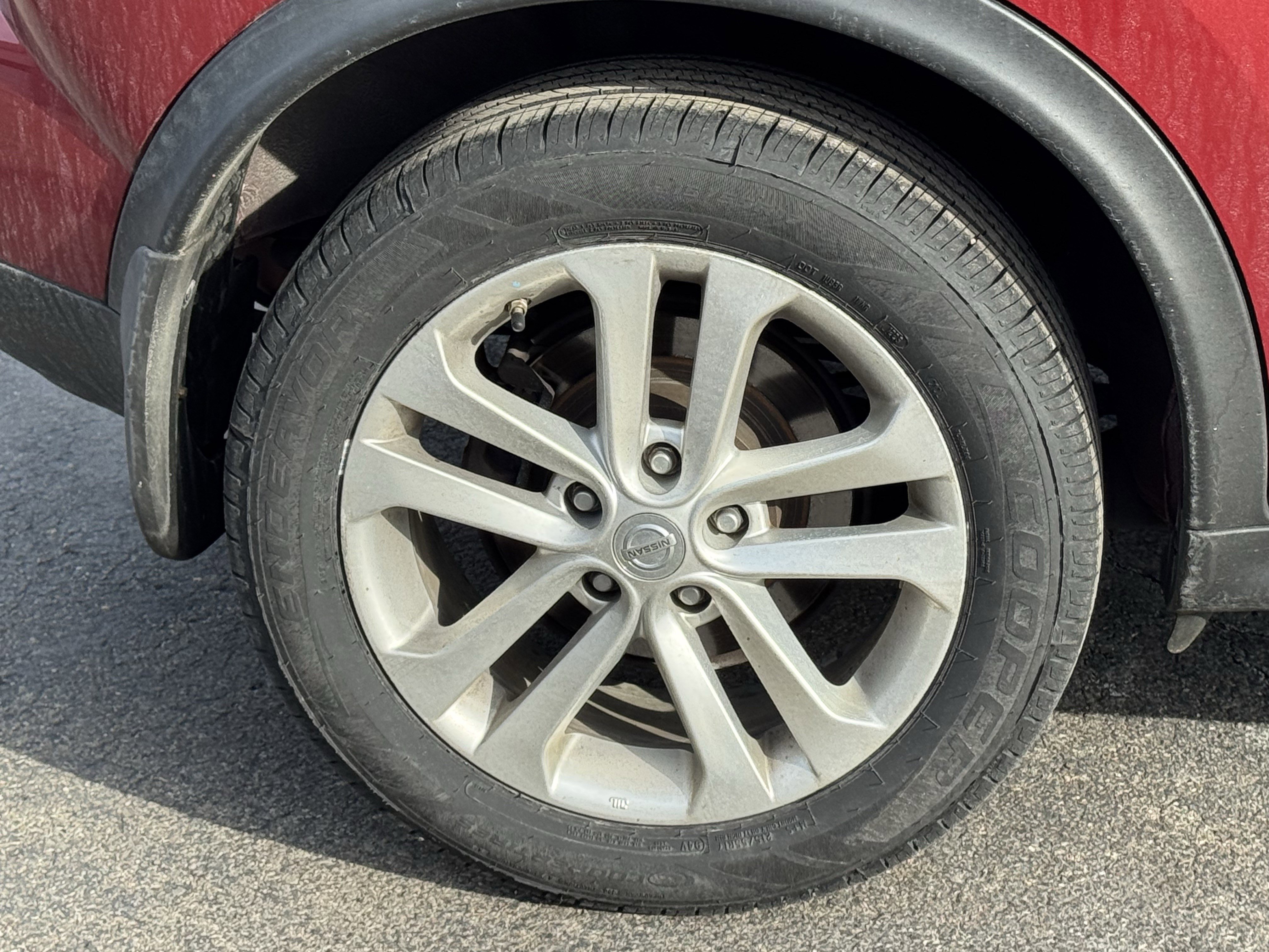 Used 2012 Nissan Juke SL image 19