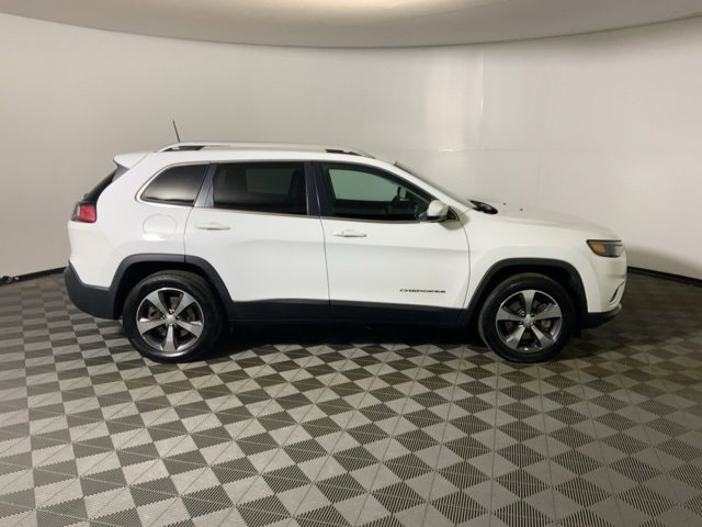 Used 2019 Jeep Cherokee Limited image 4