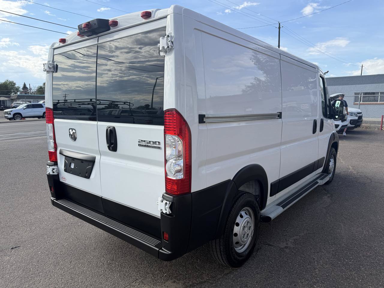 Used 2023 RAM ProMaster 2500 FWD image 10