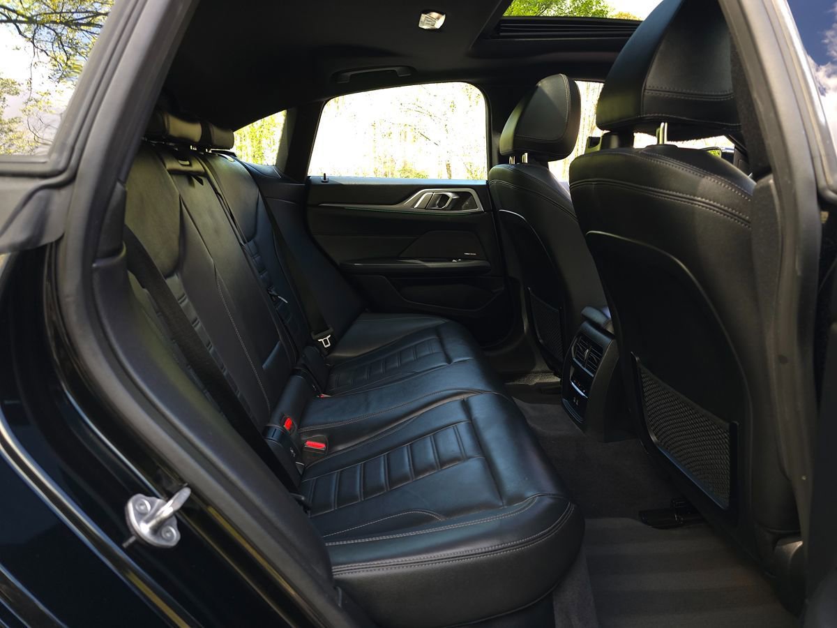 Used 2023 BMW i4 eDrive35 RWD image 17