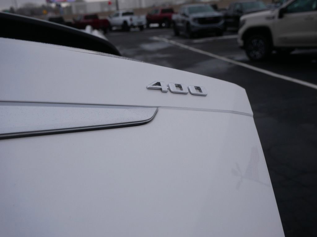 Used 2025 Cadillac XT5 Premium Luxury image 11