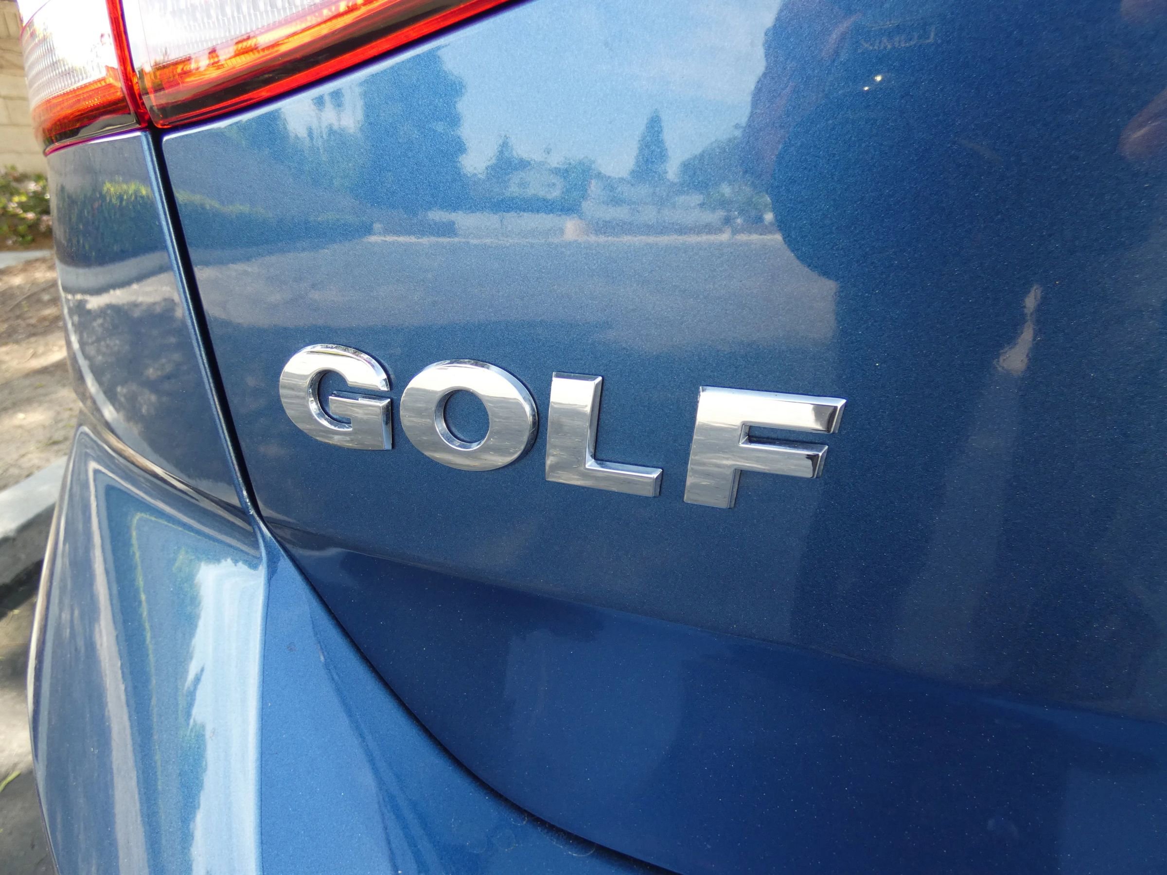 Used 2018 Volkswagen Golf S image 71