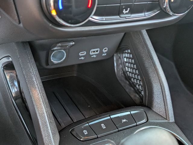 Used 2023 Chevrolet TrailBlazer LS FWD image 26