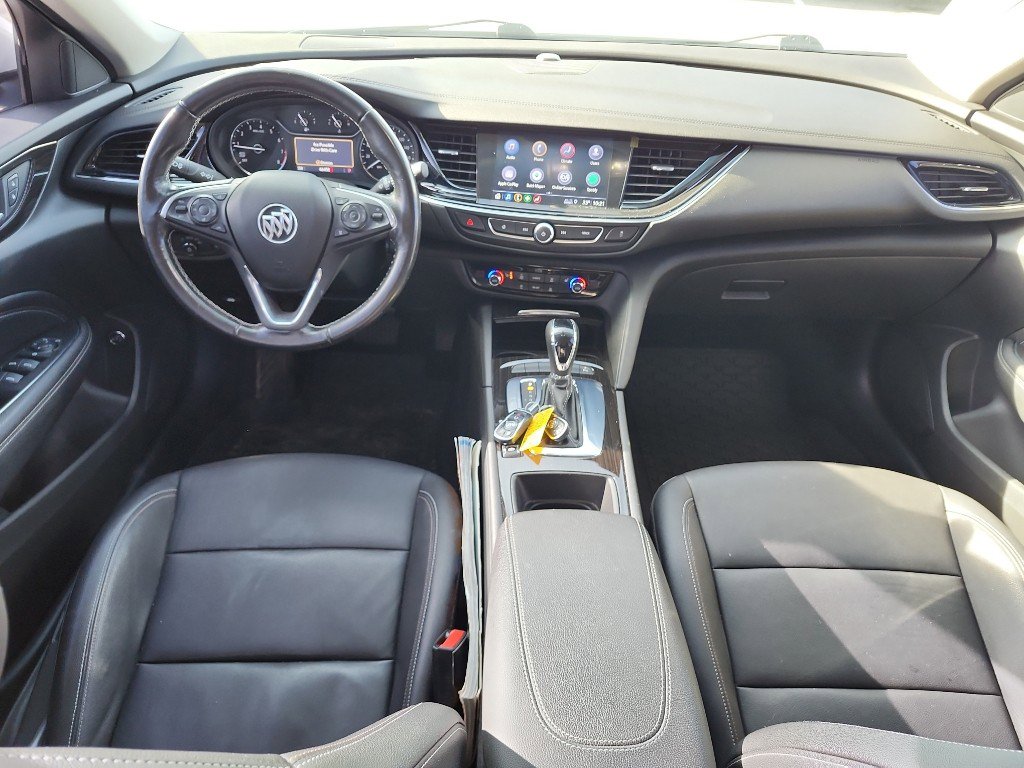 Used 2019 Buick Regal Essence w/ Driver Confidence Package I image 12