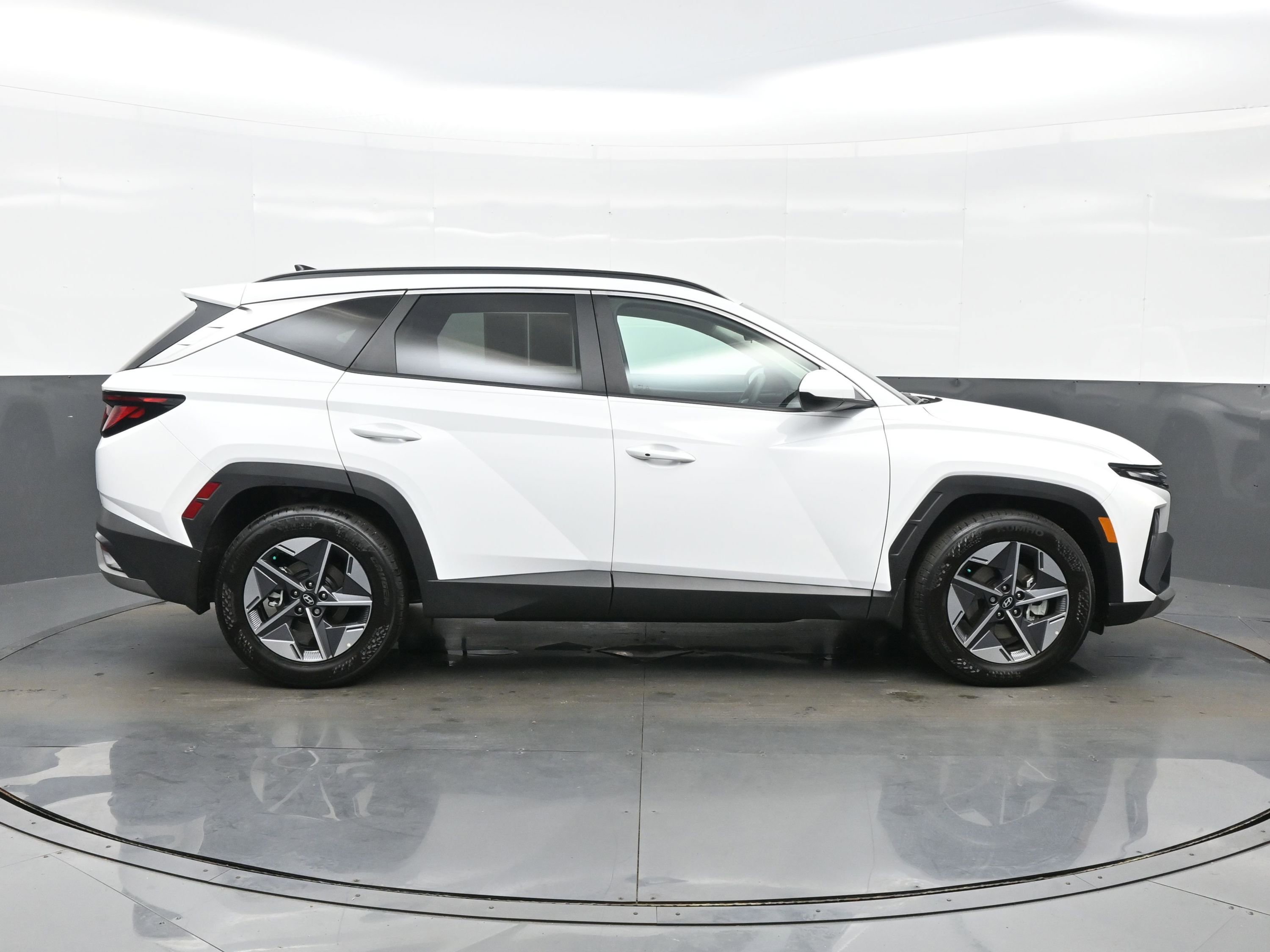 Certified 2026 Hyundai Tucson SEL FWD image 7