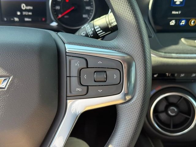 Used 2025 Chevrolet Blazer LT image 18