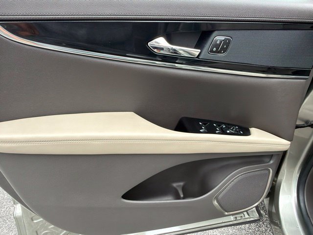 Certified 2023 Lincoln Nautilus FWD w/ Premium Package image 10