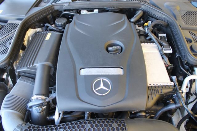 Used 2015 Mercedes-Benz C 300 4MATIC Sedan image 17