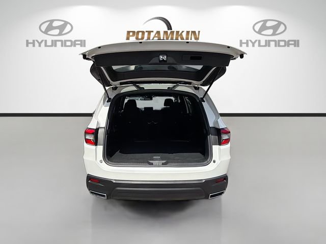 Used 2023 Honda Pilot Sport image 25