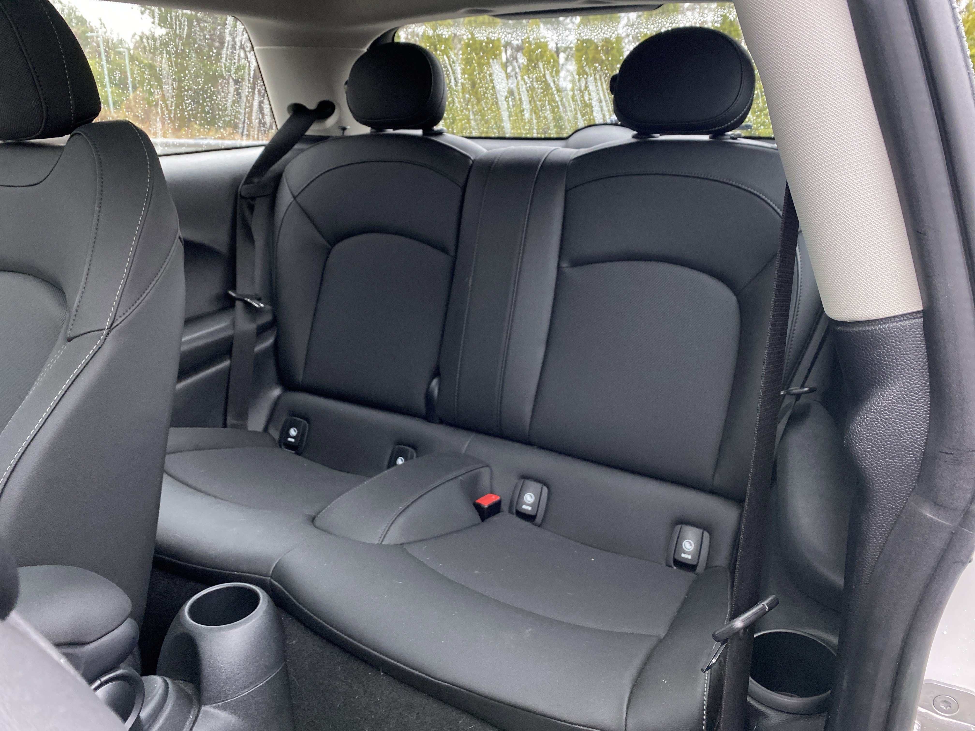 Certified 2024 MINI Cooper SE image 8