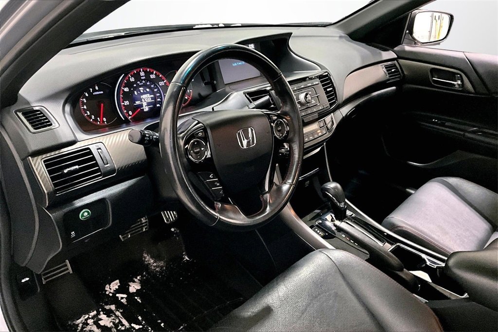Used 2017 Honda Accord Sport Special Edition image 17