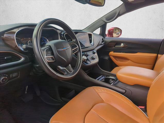 Used 2021 Chrysler Pacifica Pinnacle image 9