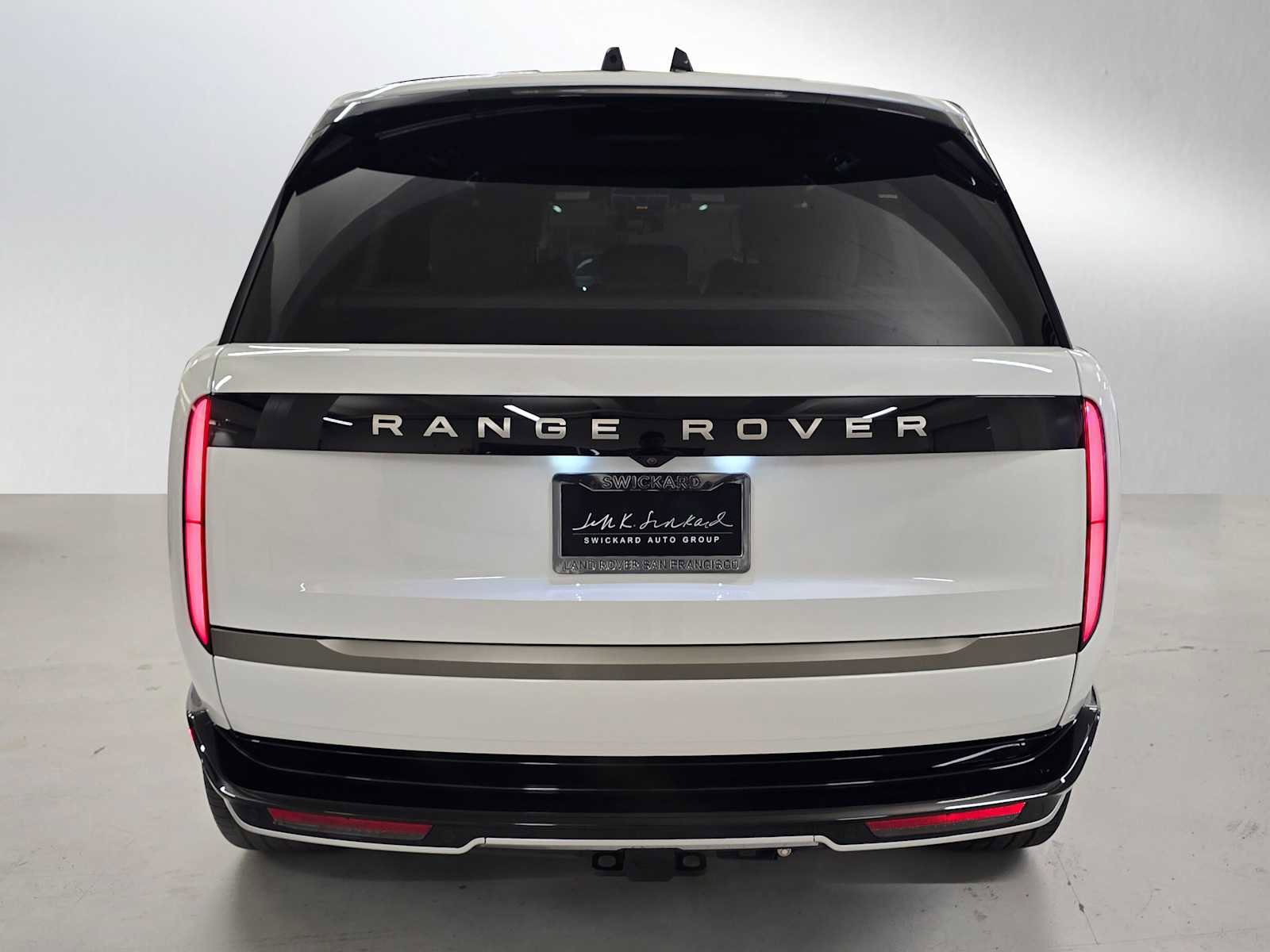 New 2026 Land Rover Range Rover SE image 4