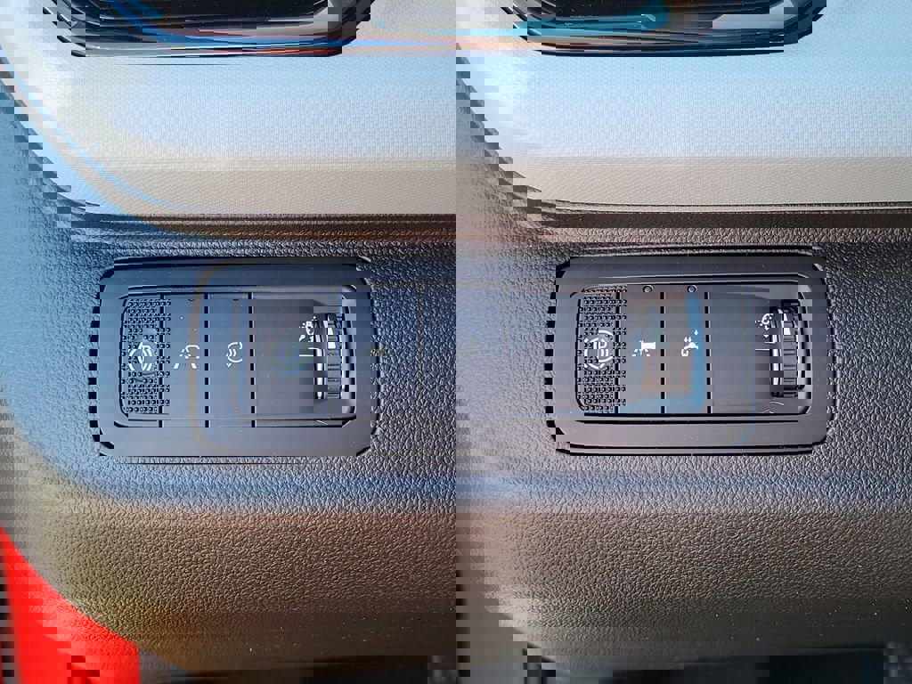 New 2027 Chevrolet Bolt RS w/ Technology Package image 12