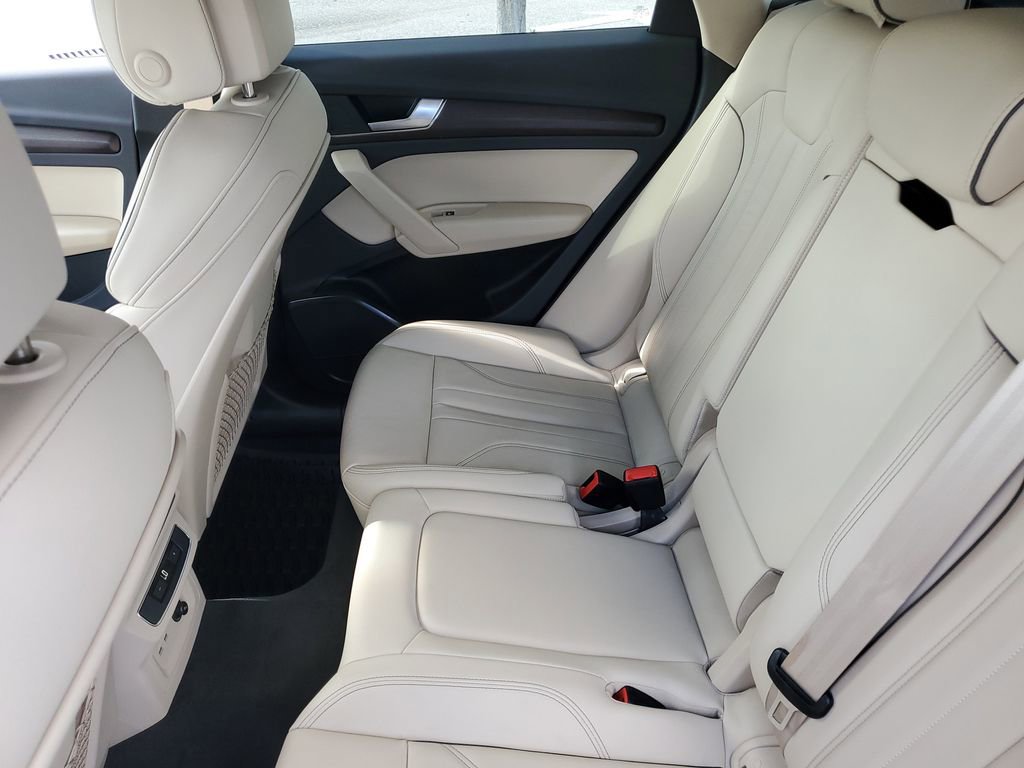 Certified 2024 Audi Q5 2.0T Premium w/ Convenience Package image 27