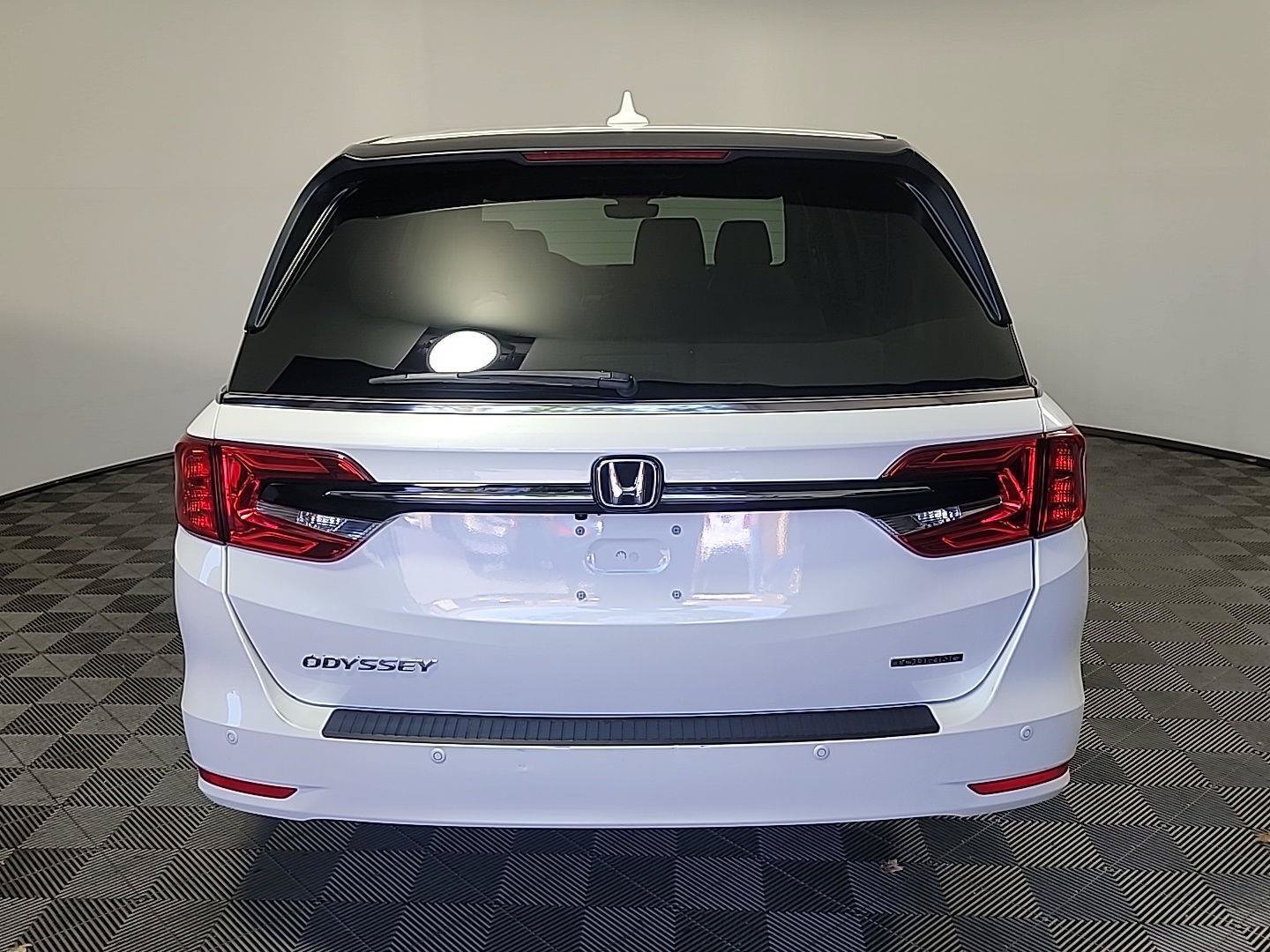Certified 2022 Honda Odyssey Touring image 5