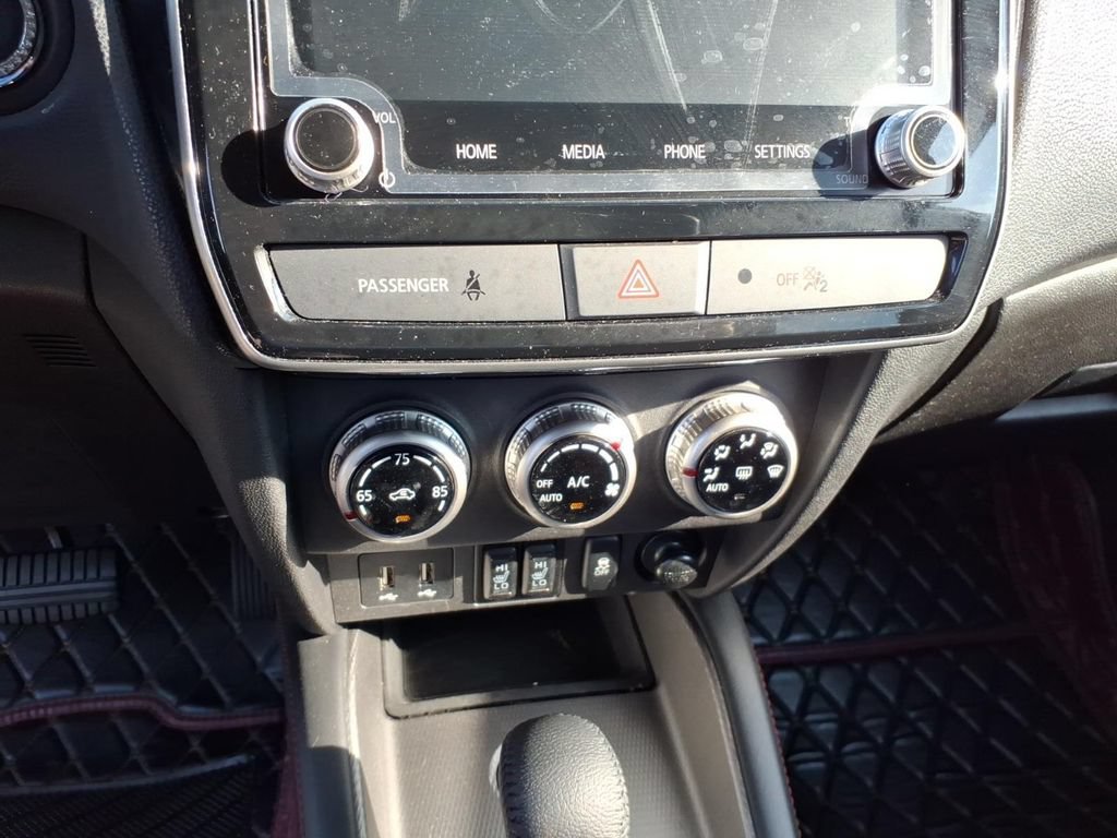 Used 2022 Mitsubishi Outlander Sport SE FWD image 12