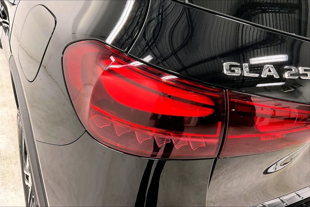 New 2026 Mercedes-Benz GLA 250 image 33