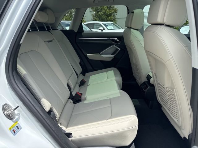 New 2025 Audi Q3 2.0T Premium image 19