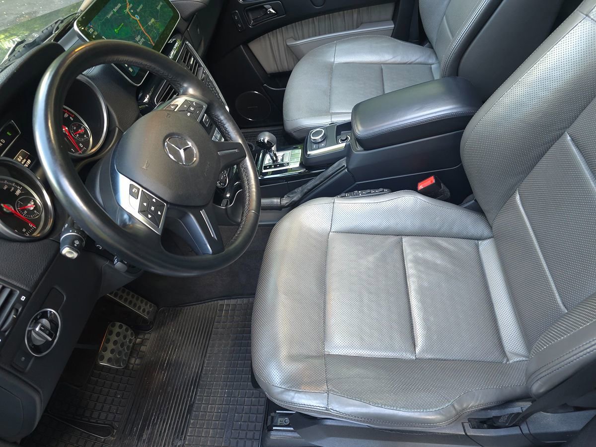 Used 2016 Mercedes-Benz G 550 image 12