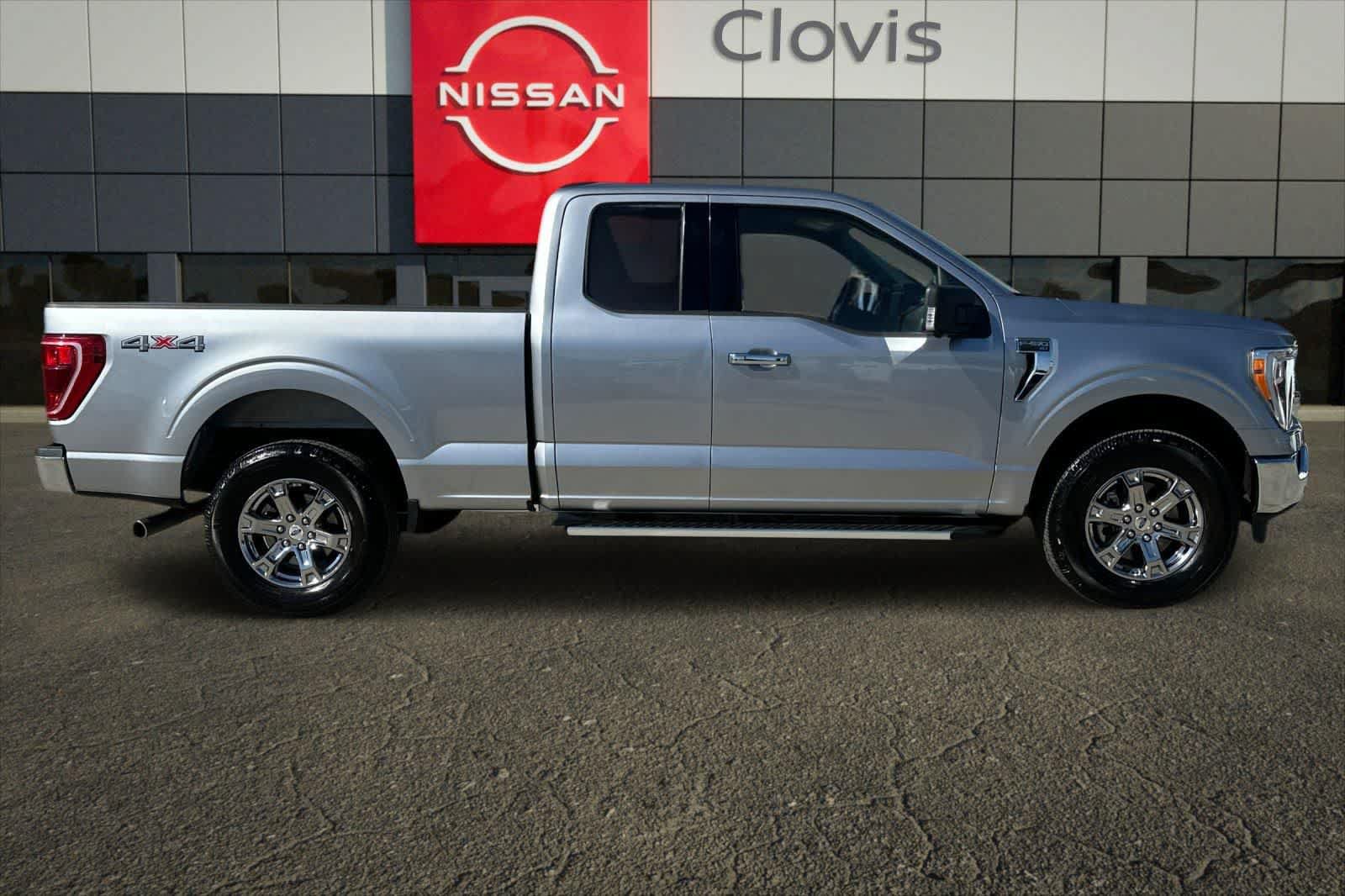 Used 2022 Ford F150 XLT w/ Equipment Group 302A High AWD/4WD image 9