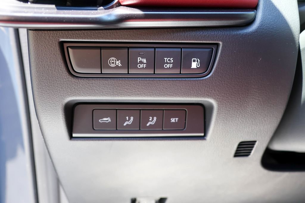 Used 2025 MAZDA CX-70 Plug-In Hybrid w/ Premium Plus image 18