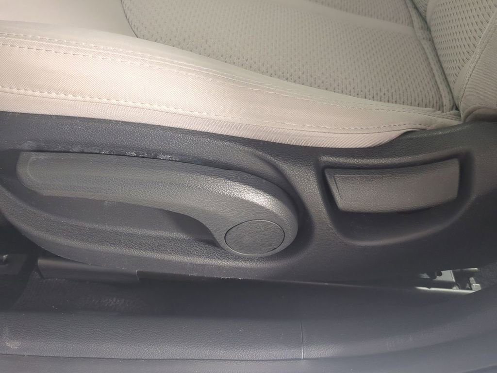 Used 2016 Hyundai Sonata SE FWD image 21